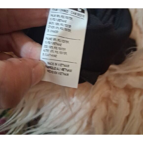 Nike Black Gloves with Silver Swoosh - Picture 4 of 11